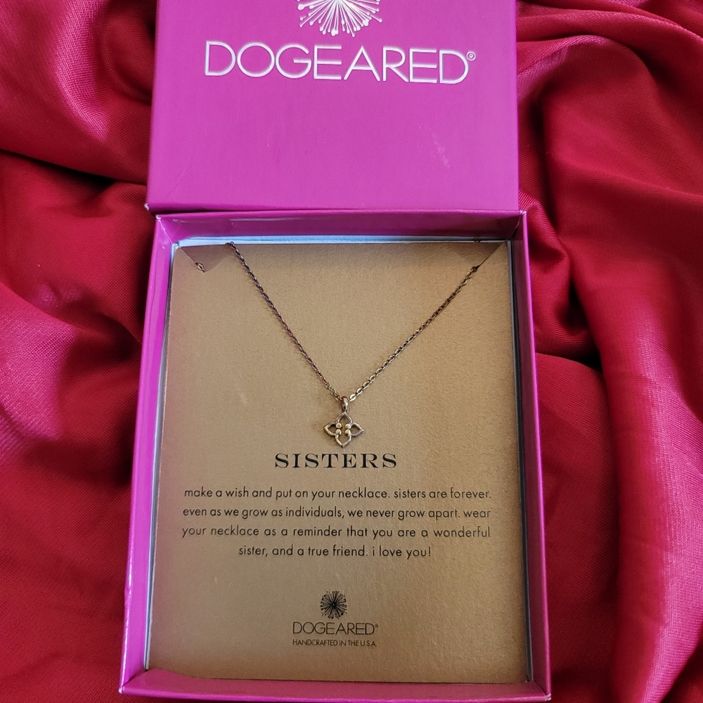 Dogeared New in Box SistersNecklaceSuper sweet gift to give ur sister